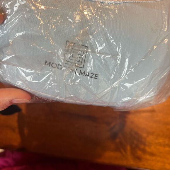 Modern Maze 360 Shaped Memory Foam  Pillow with all Around Blue - Picture 6 of 9